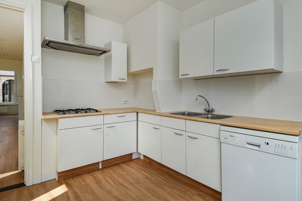 Medium property photo - Halleystraat 52, 2563 EP The Hague